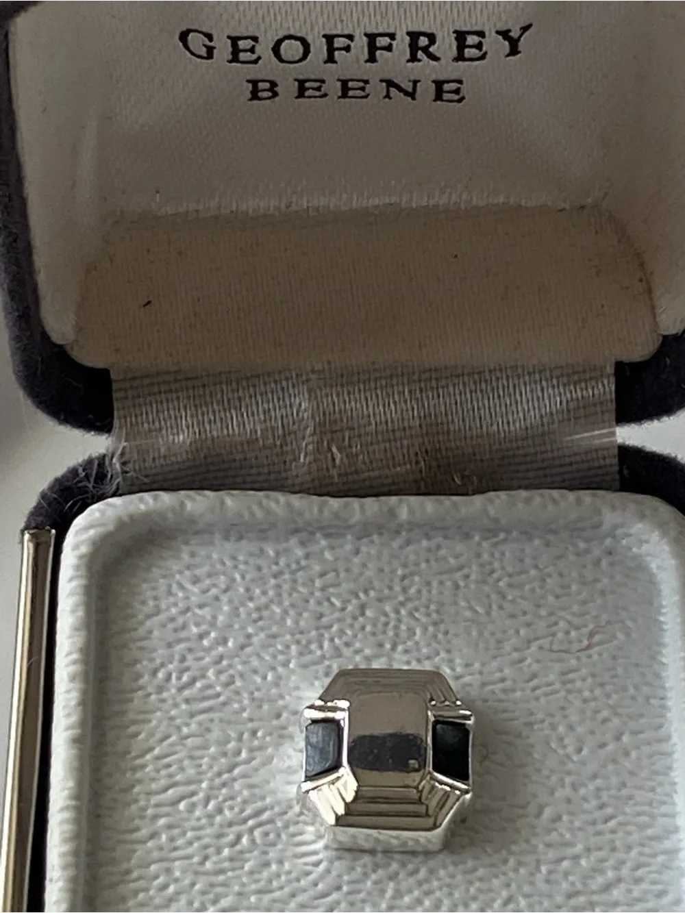 Geoffrey Beene black onyx silvertone tie tack